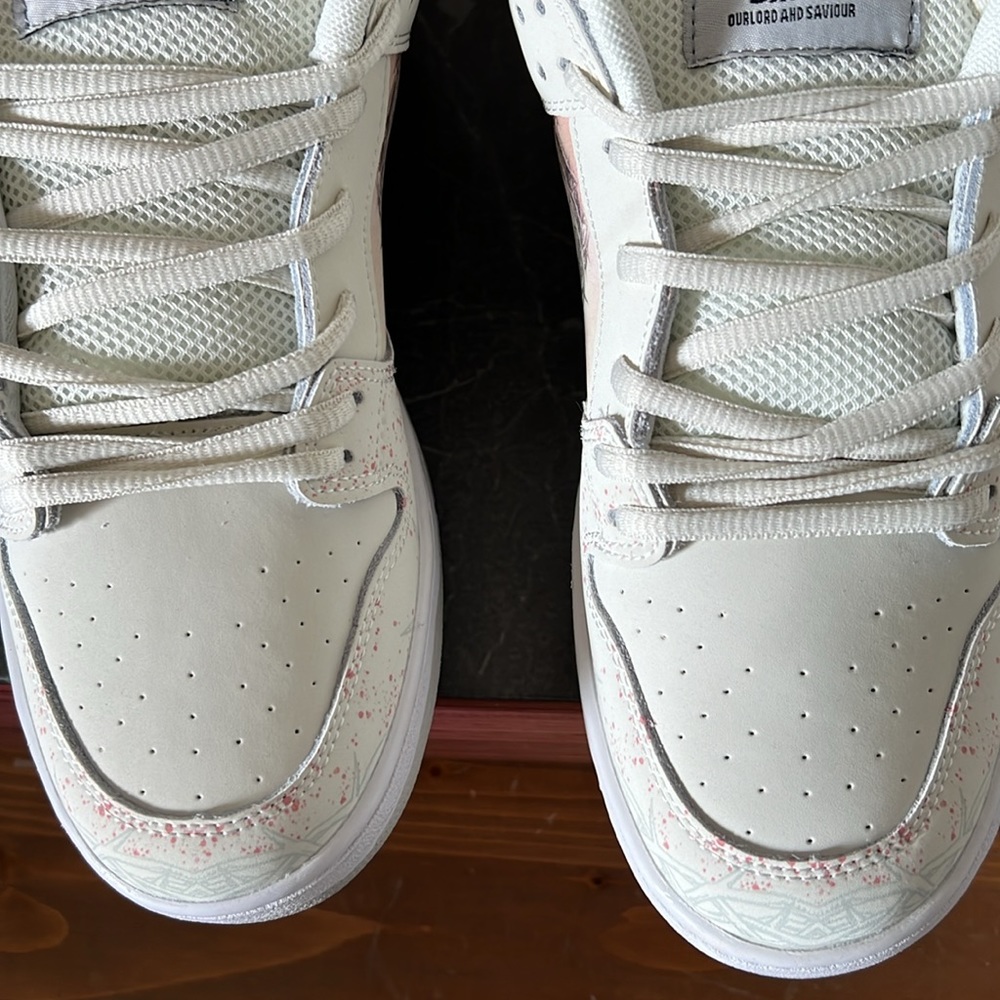 Kito Wares “The Passion of the Christ” Sneakers - Picture 11 of 12